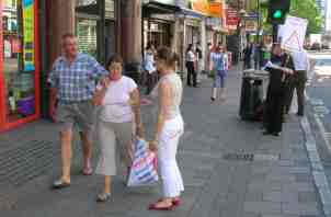 Clams carpet-leafletting, 2