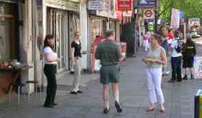 Clams carpet-leafletting, 1