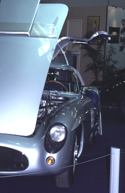 Mercedes 300SLR, front view; JPG 38K